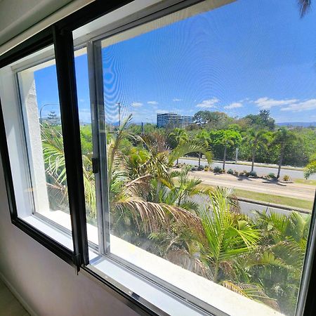 Broadbeach, Stylish Apartment Close To Everything Gold Coast Exterior photo
